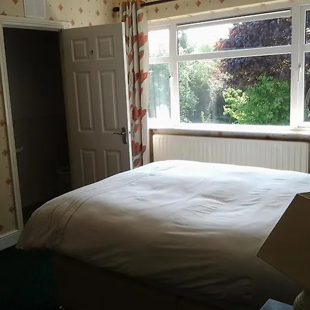 Bed & Breakfast Donnybrook 3*